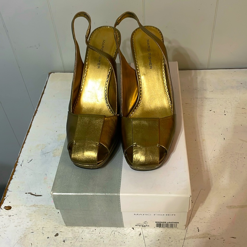 Marc Fisher Bronze Metallic Shoes